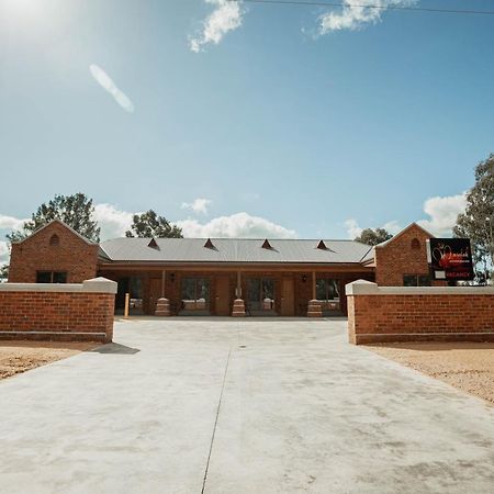Red Waratah Accommodation Bendigo Esterno foto